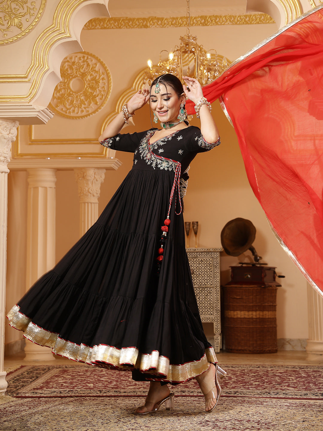Malmal Calf Length Solid 3/4 Sleeve V-Neck Anarkali Kurta Suit Set