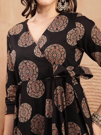 Cotton Calf Length Printed 3/4 Sleeve V-Neck Anarkali Kurta Suit Set