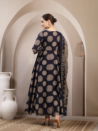 Cotton Calf Length Printed 3/4 Sleeve V-Neck Anarkali Kurta Suit Set
