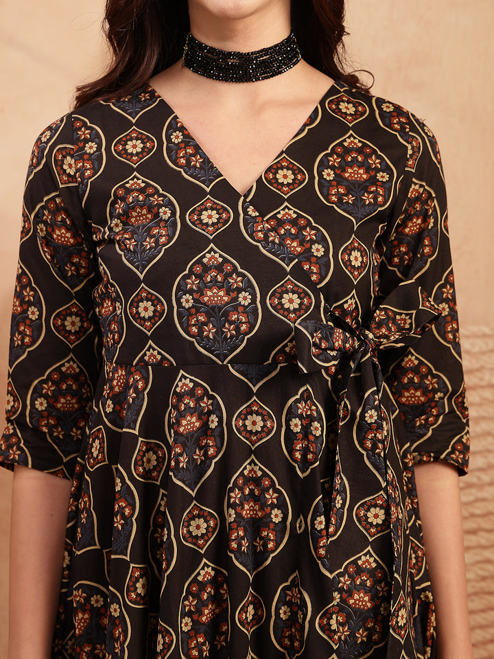 Cotton Calf Length Printed 3/4 Sleeves V-Neck Anarkali Kurta Suit Set