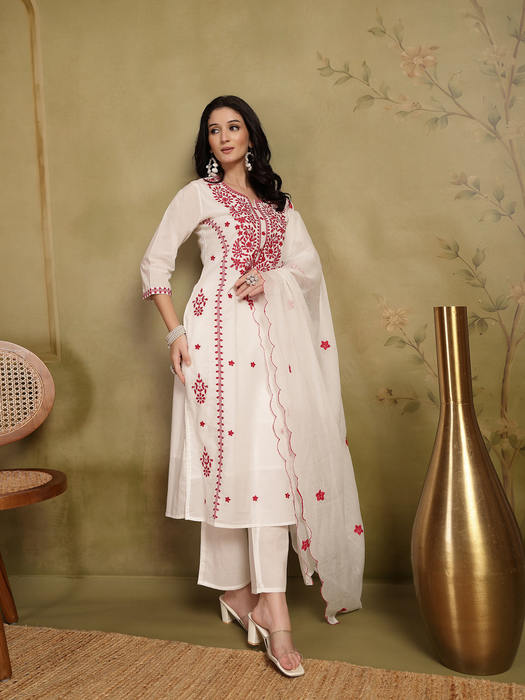 Straight Solid Embroidered Cotton Kurta Set With Malmal Dupatta