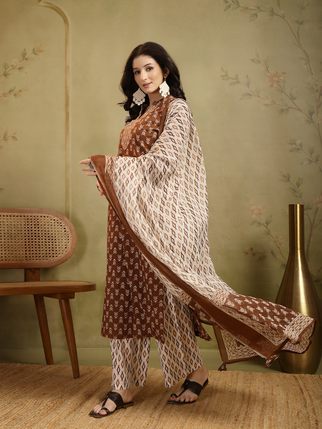 Straight Printed Embellishment Cotton Kurta Set With Malmal Dupatta