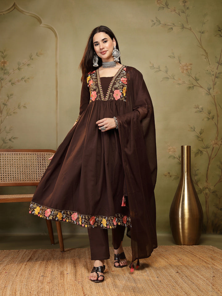 Flared Solid Embroidered Cotton Kurta Set With Malmal Dupatta