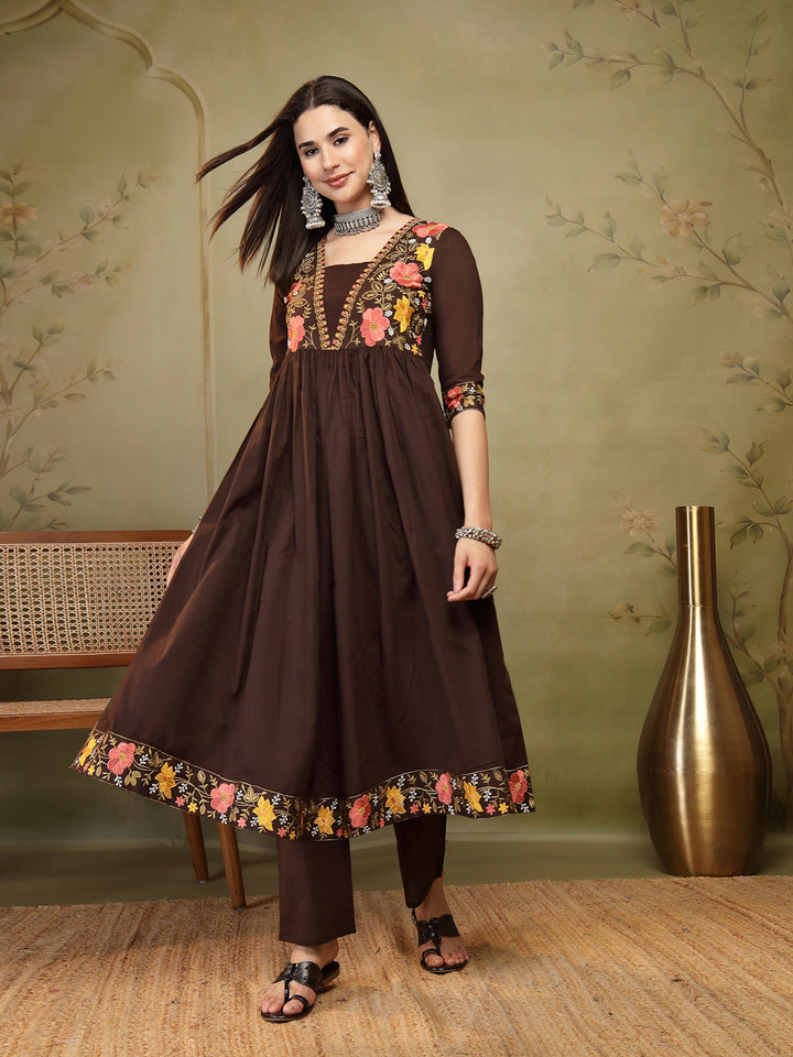 Flared Solid Embroidered Cotton Kurta Set With Malmal Dupatta