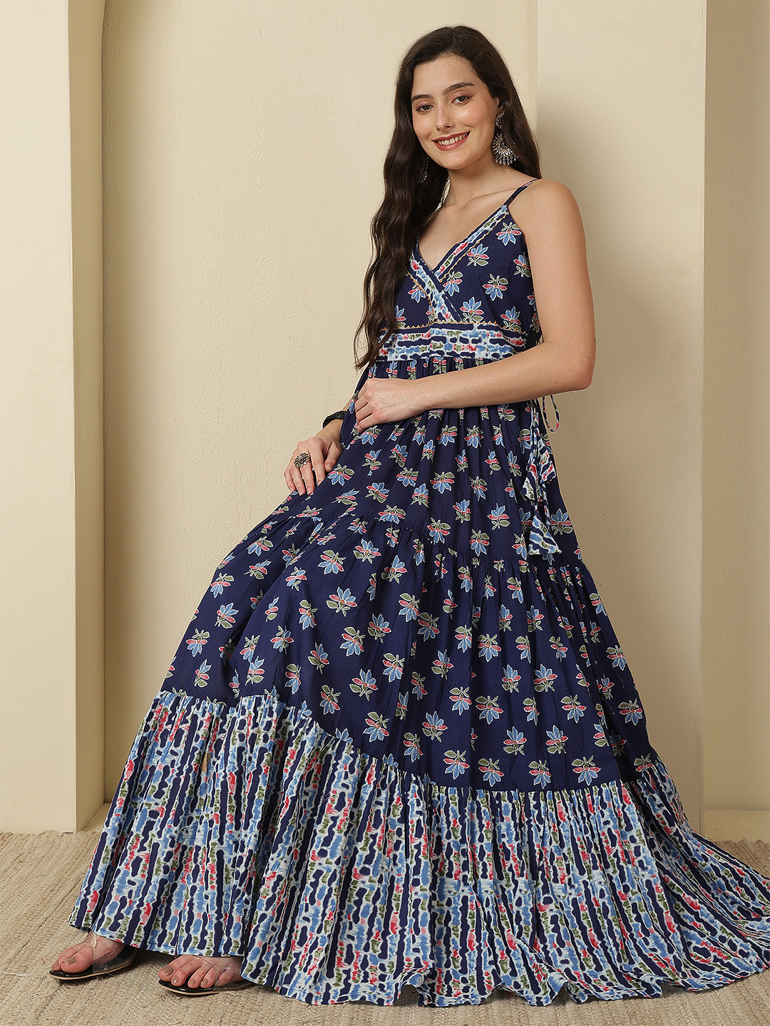 Women Rayon Printed Ankle Length Sleeveless V-Neck Angrakha Tiered Kurta