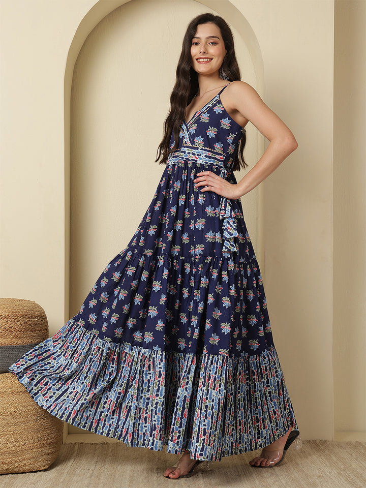 Women Rayon Printed Ankle Length Sleeveless V-Neck Angrakha Tiered Kurta
