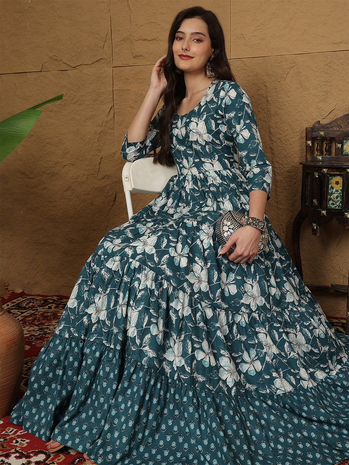 Women Rayon Printed Ankle Length Three-Quarter Sleeves Round Neck Tiered Kurta