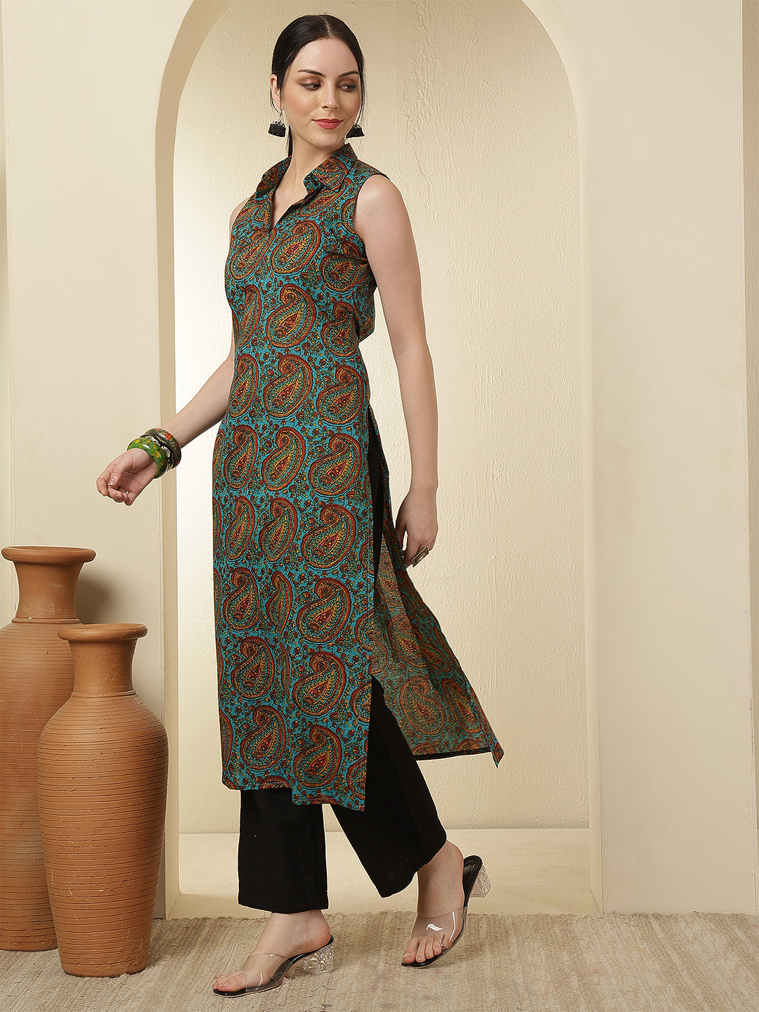 Women Rayon Printed Calf Length Sleeveless Shirt Collar Straight Kurta