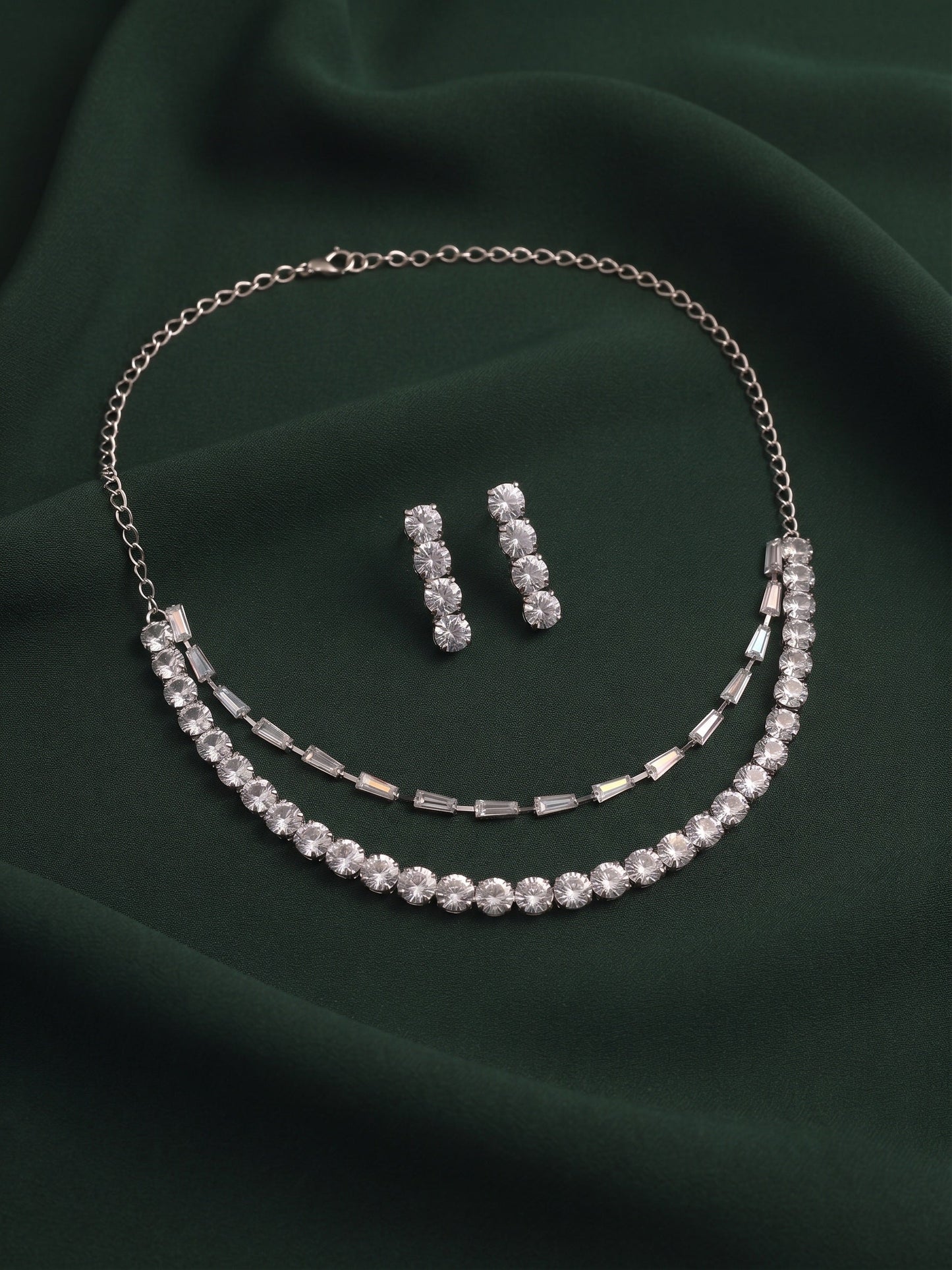 Women Silver Plated American Diamond Jewellery Set