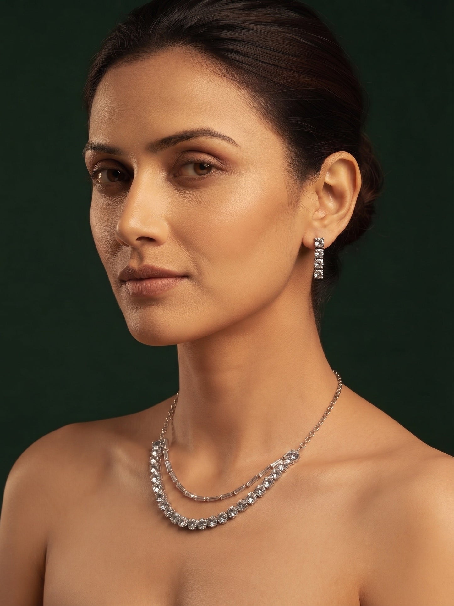 Women Silver Plated American Diamond Jewellery Set