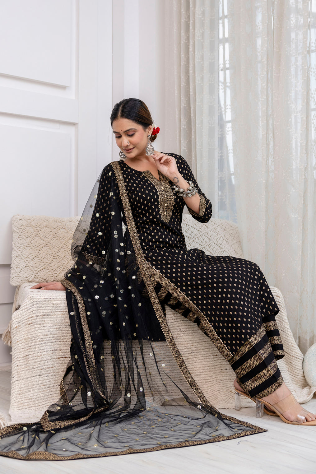 Black Gold Printed Straight Kurta Set With Net Dupatta