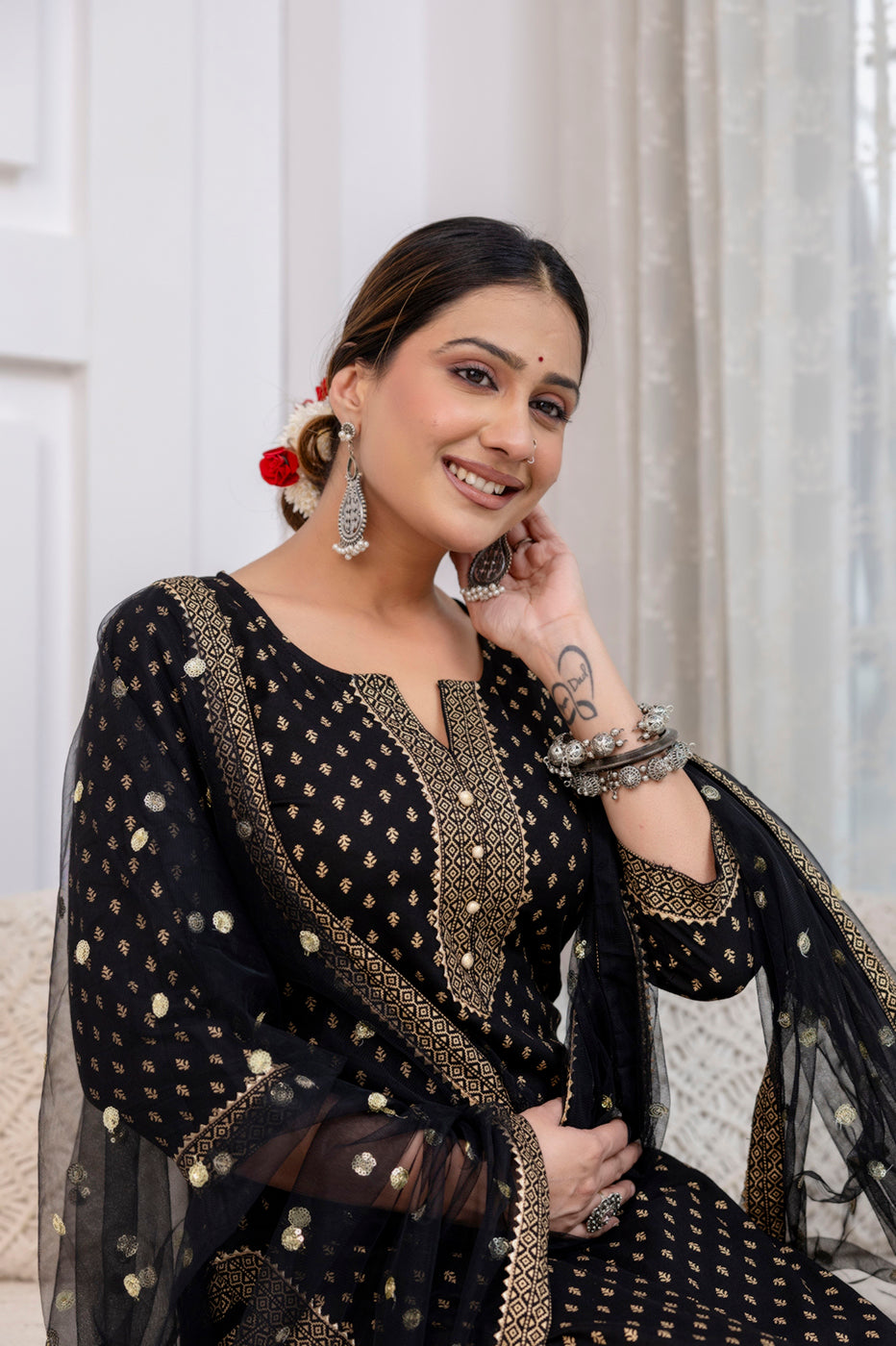 Black Gold Printed Straight Kurta Set With Net Dupatta