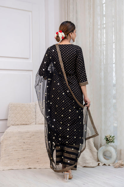 Black Gold Printed Straight Kurta Set With Net Dupatta