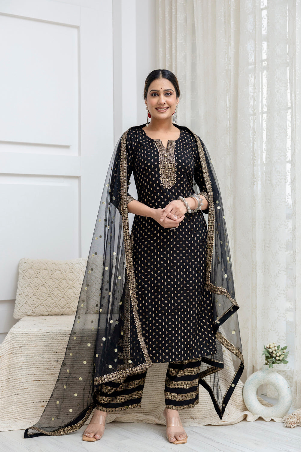 Black Gold Printed Straight Kurta Set With Net Dupatta