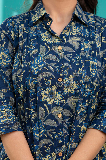 Blue Printed Flared Dress With Three Quarter Sleeves