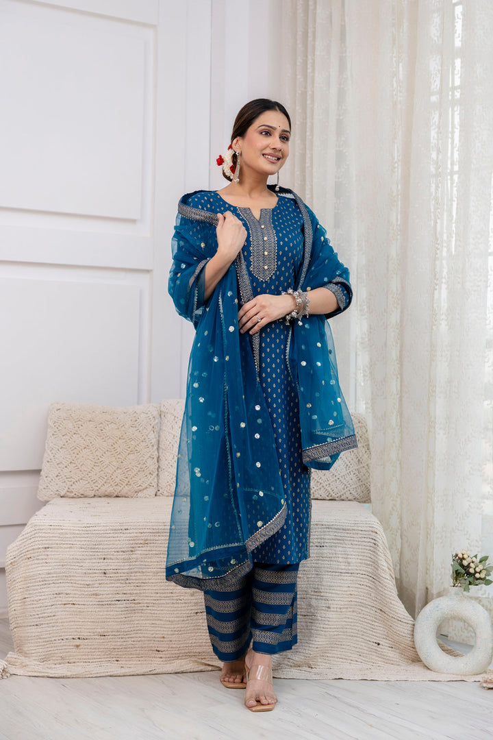 Blue Gold Printed Straight Kurta Set With Net Dupatta