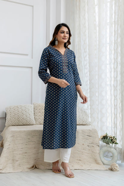 Blue Printed Straight Kurta with Three Quarter Sleeves