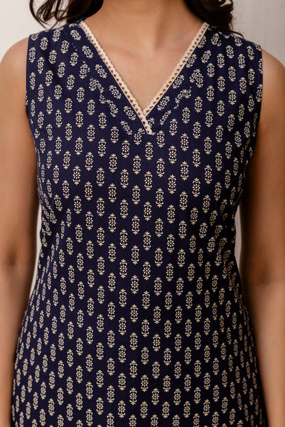 Navy Blue Printed Straight Shoulder Straps Kurta