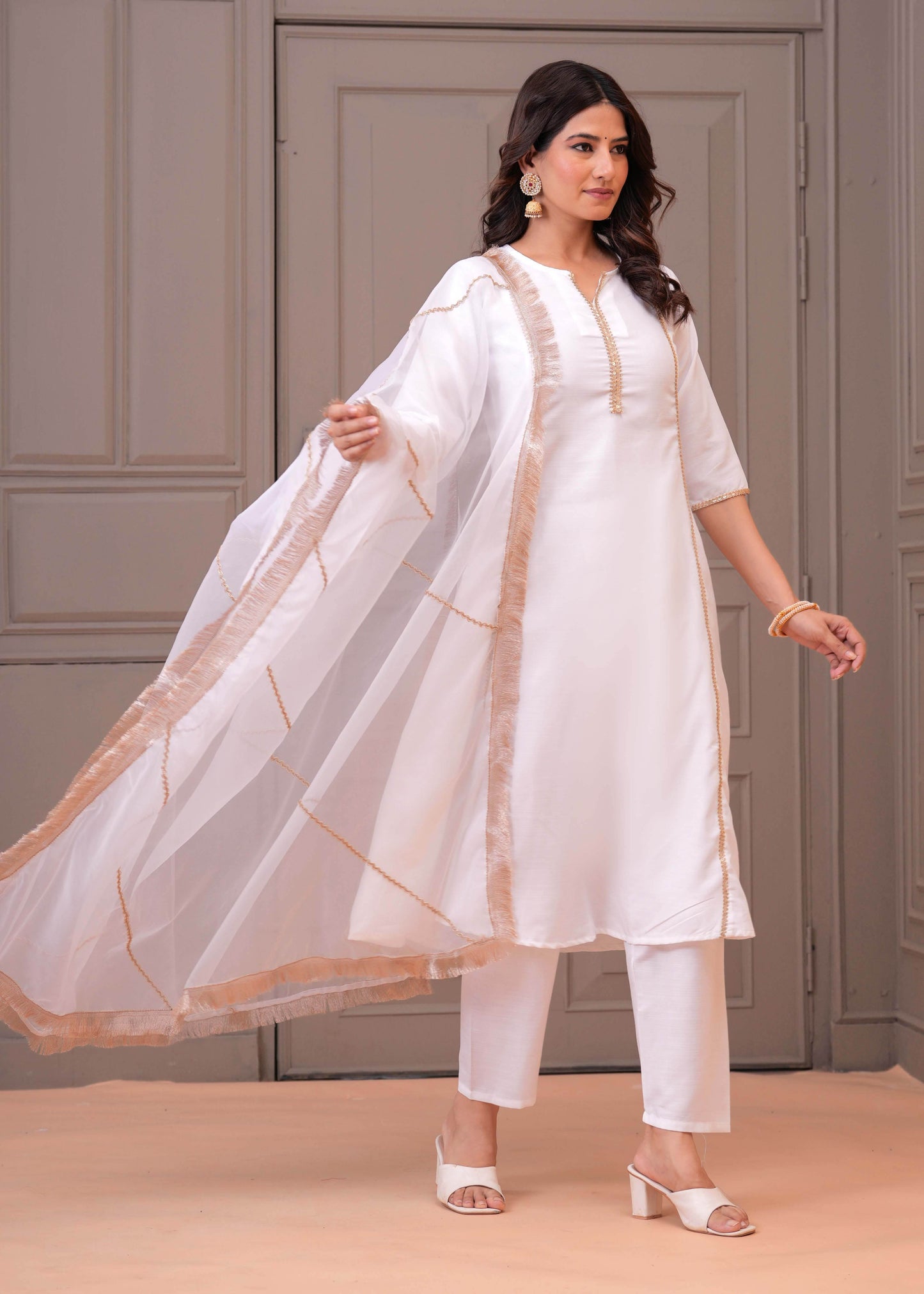 White Solid Kurta Set With Dupatta