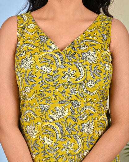 Floral Printed Kurta Set with Dupatta