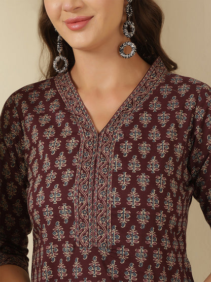 Burgundy Printed Straight Kurta with Three Quarter Sleeves