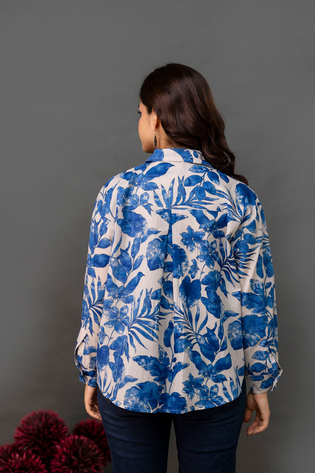 White &amp; Blue Floral Printed Shirt