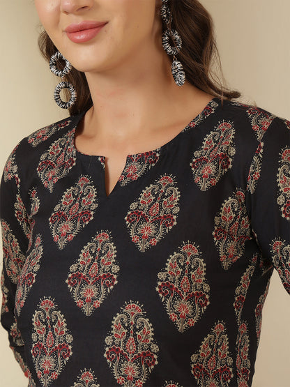 Women Black Printed Straight Tunic