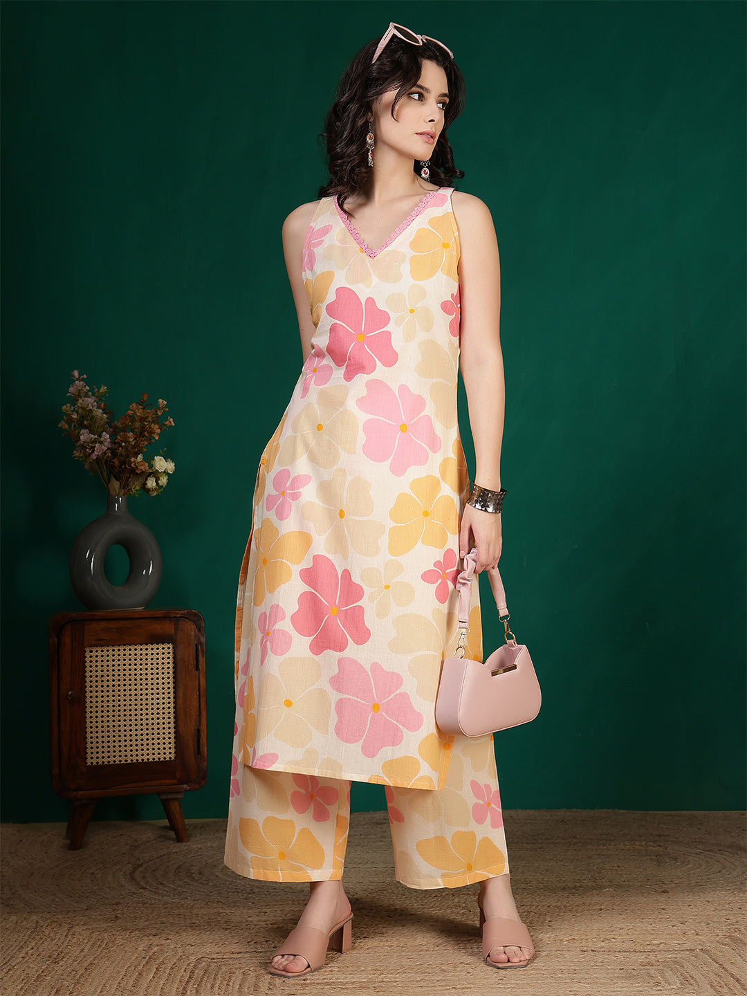 Women Multicolour Floral Printed Two Piece Kurta Set