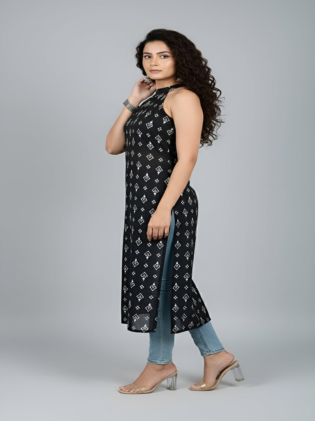 Black Printed Stylish Back Straight Sleeveless Kurta
