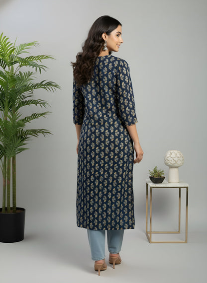 Printed Straight Kurta with Three Quarter Sleeves