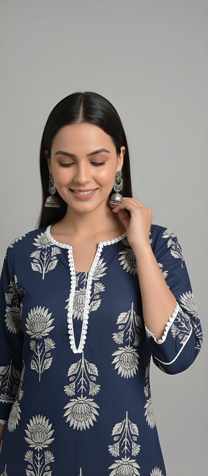 Printed Straight Kurta with Three Quarter Sleeves