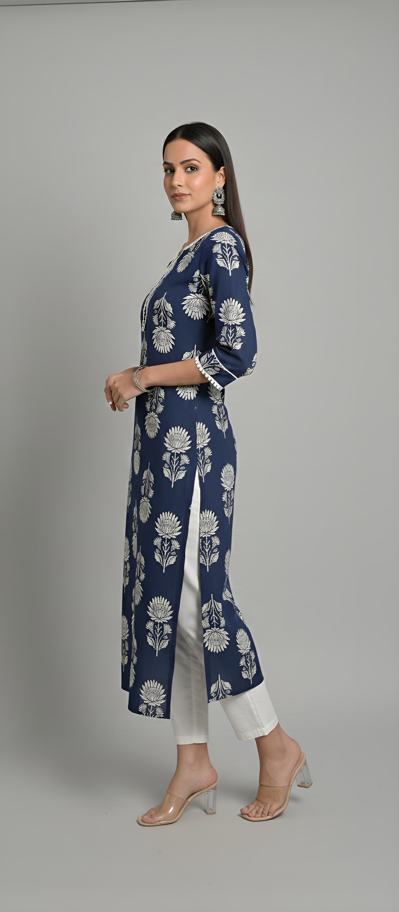 Printed Straight Kurta with Three Quarter Sleeves