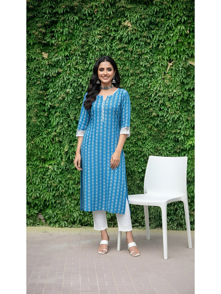 Printed Straight Kurta with Three Quarter Sleeves
