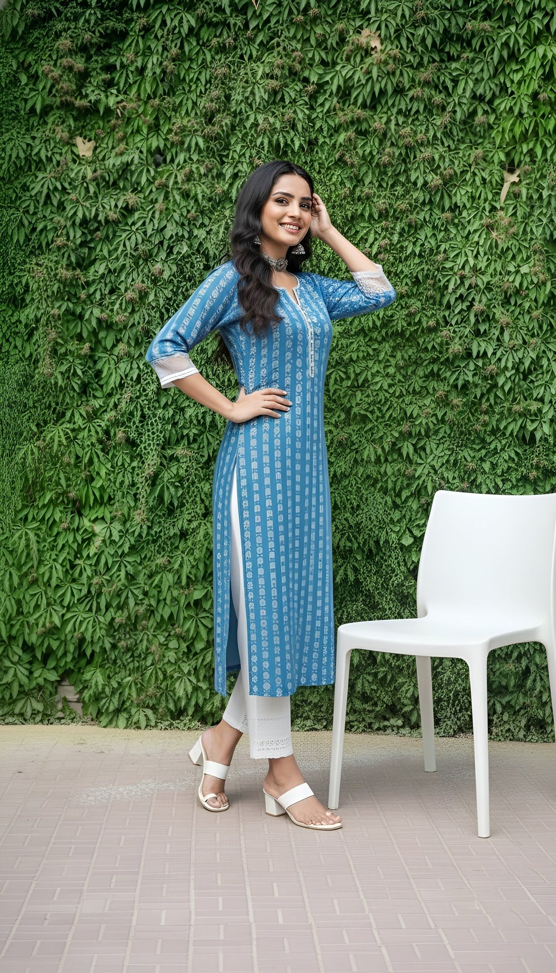 Printed Straight Kurta with Three Quarter Sleeves