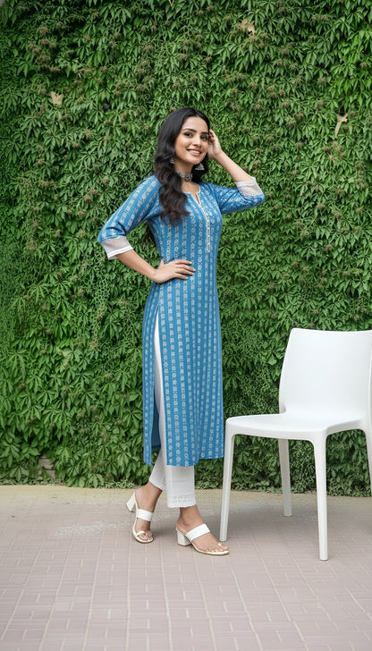 Printed Straight Kurta with Three Quarter Sleeves
