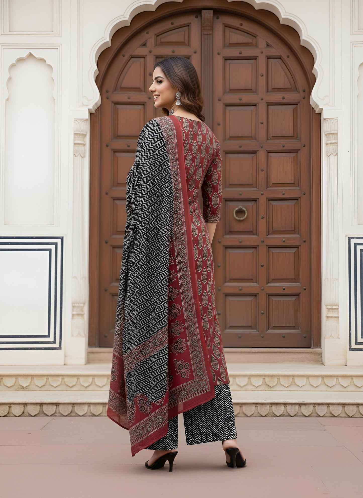 Printed Straight Kurta Set With Dupatta for Women