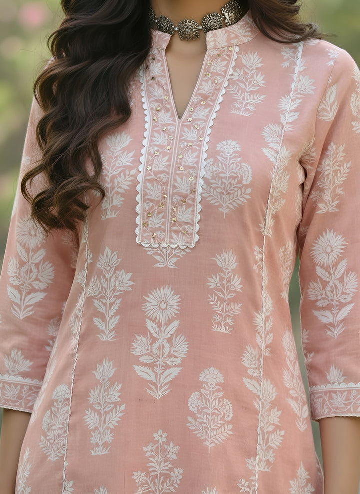 Printed Straight Kurta with Three Quarter Sleeves