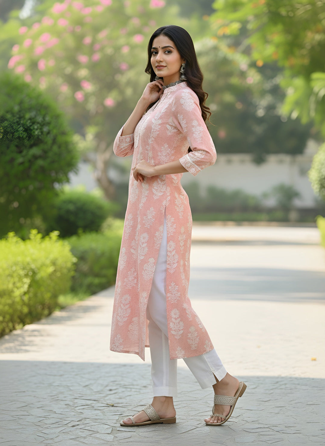 Printed Straight Kurta with Three Quarter Sleeves