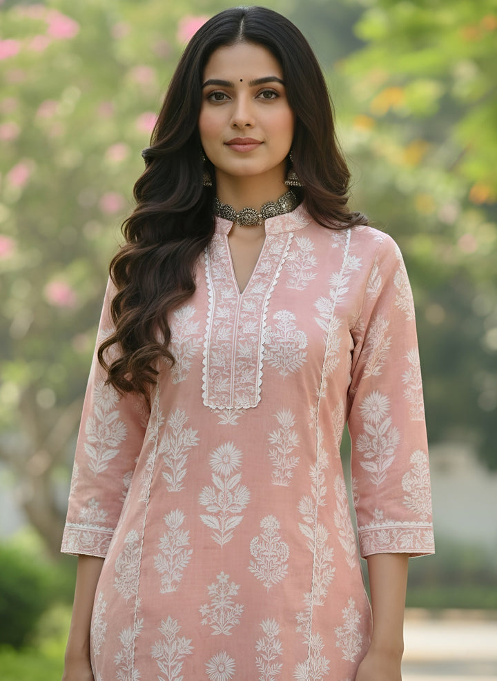 Printed Straight Kurta with Three Quarter Sleeves