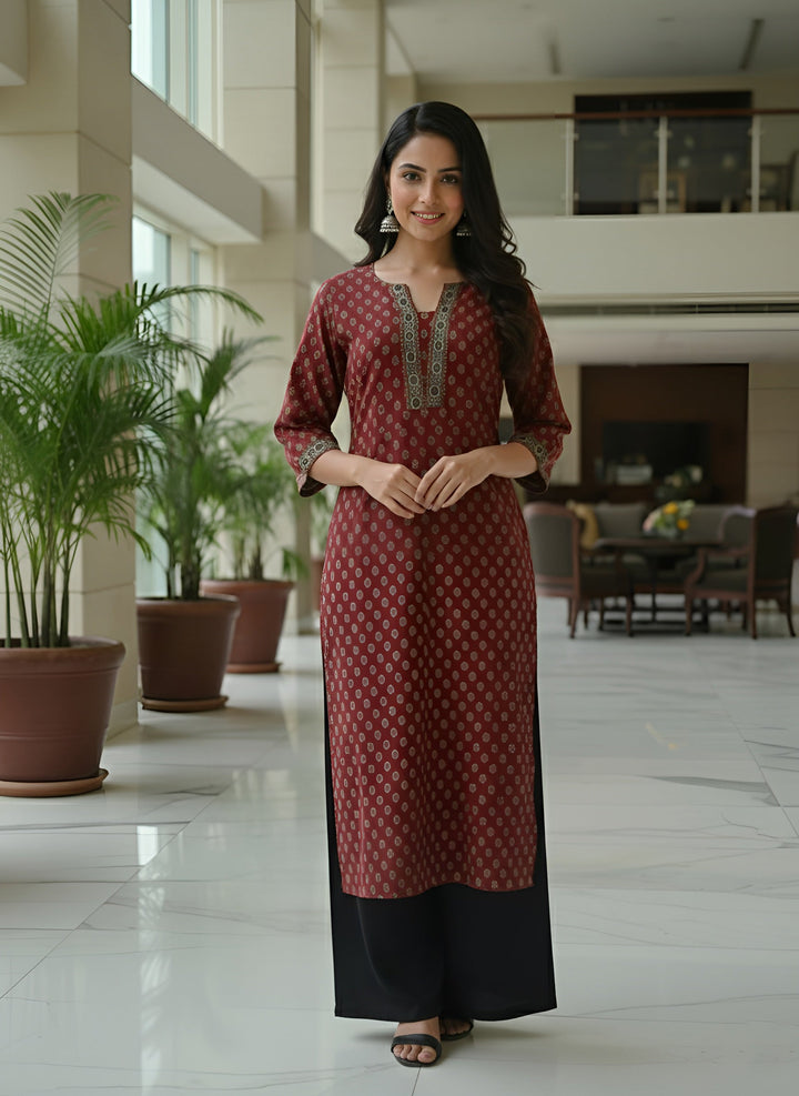 Printed Straight Kurta with Three Quarter Sleeves