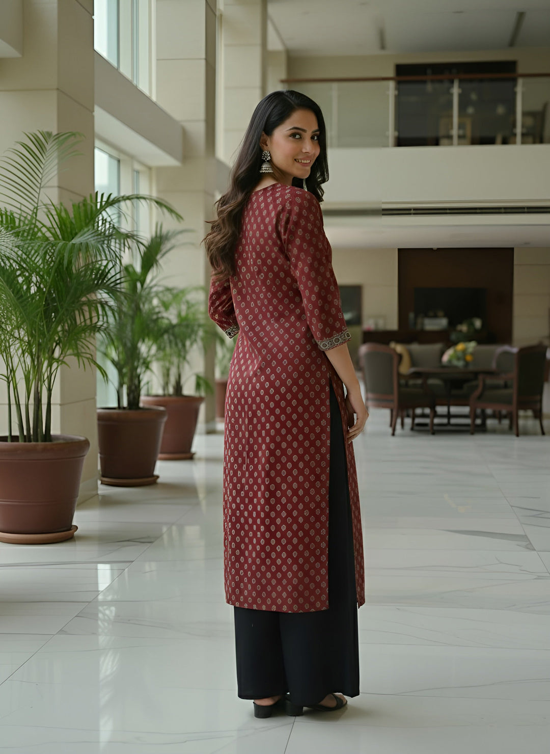 Printed Straight Kurta with Three Quarter Sleeves