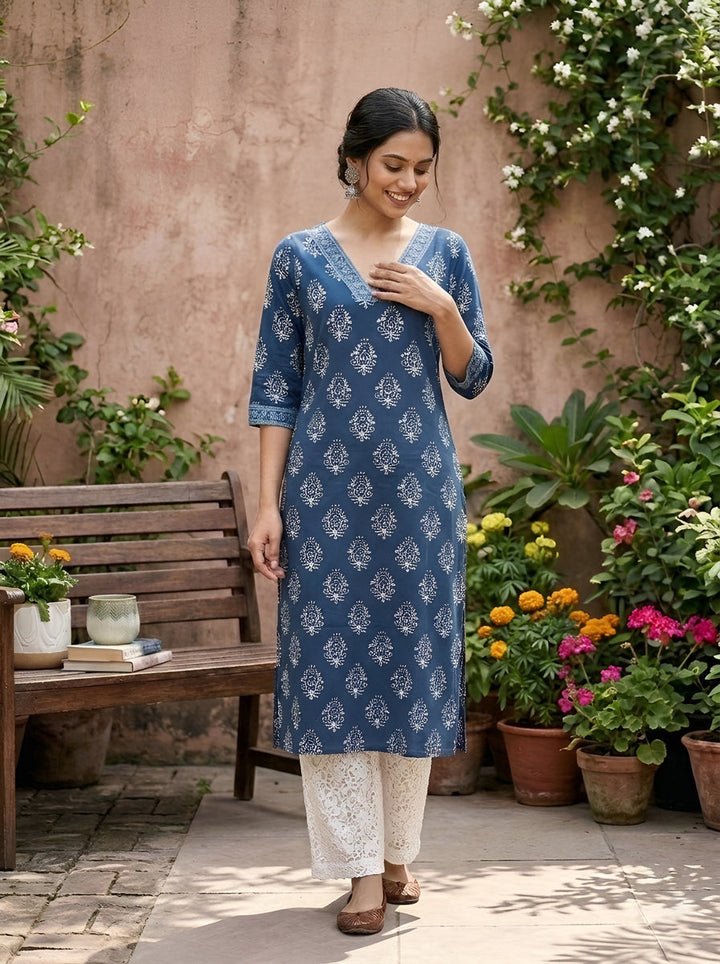 Printed Straight Kurta with Three Quarter Sleeves