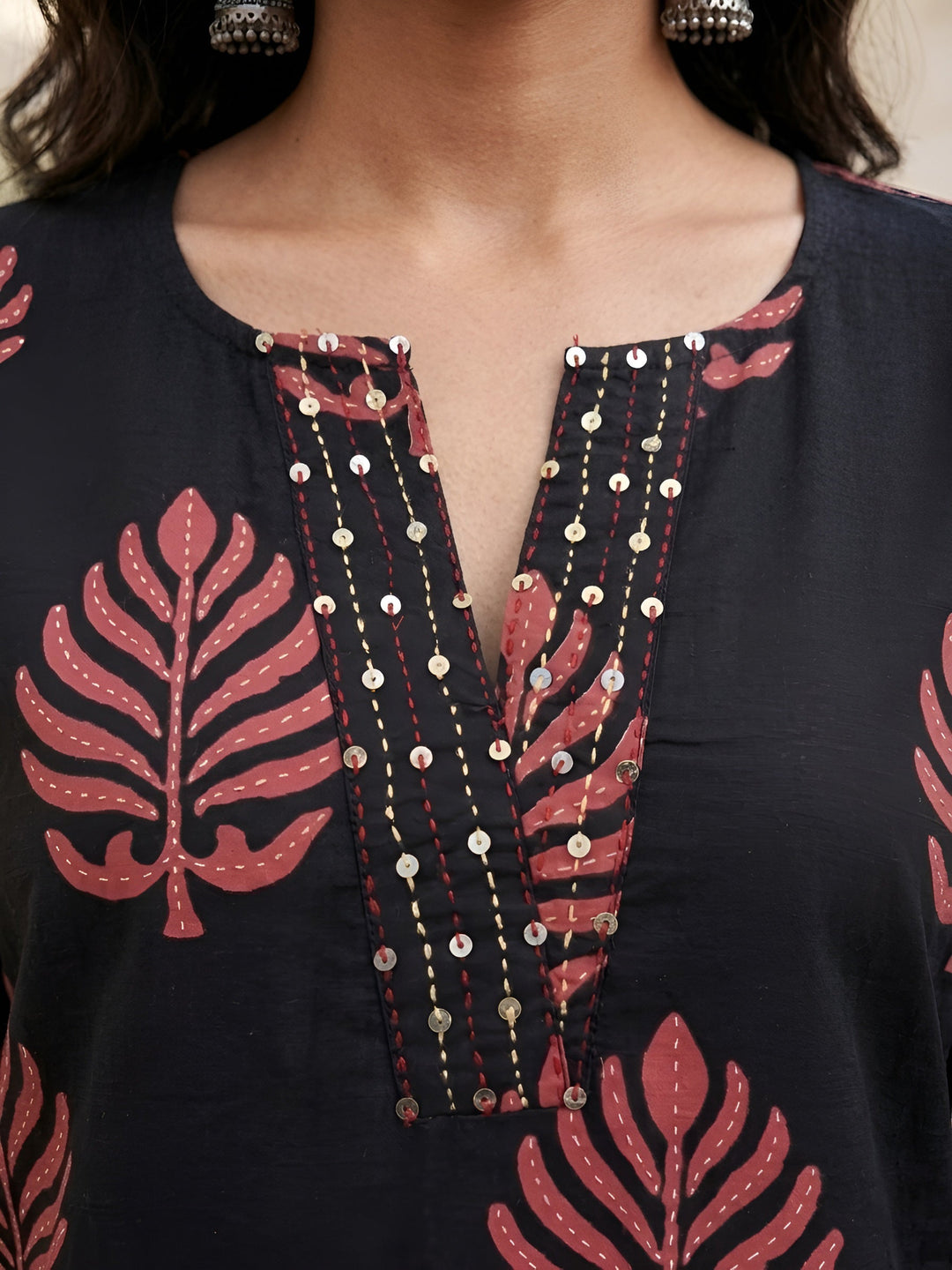 Printed Straight Kurta with Three Quarter Sleeves