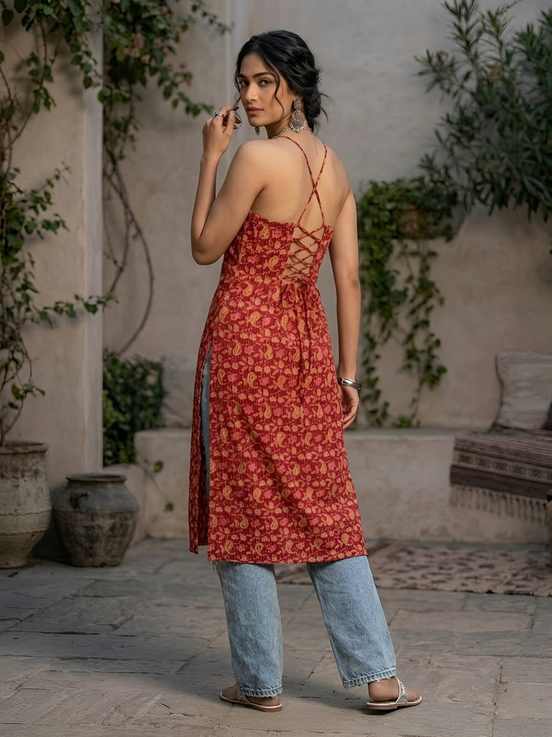 Printed Stylish Back Straight Sleeveless Kurta
