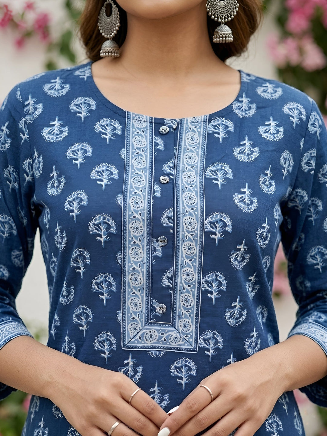 Printed Straight Kurta with Three Quarter Sleeves