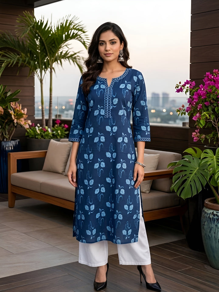 Printed Straight Kurta with Three Quarter Sleeves