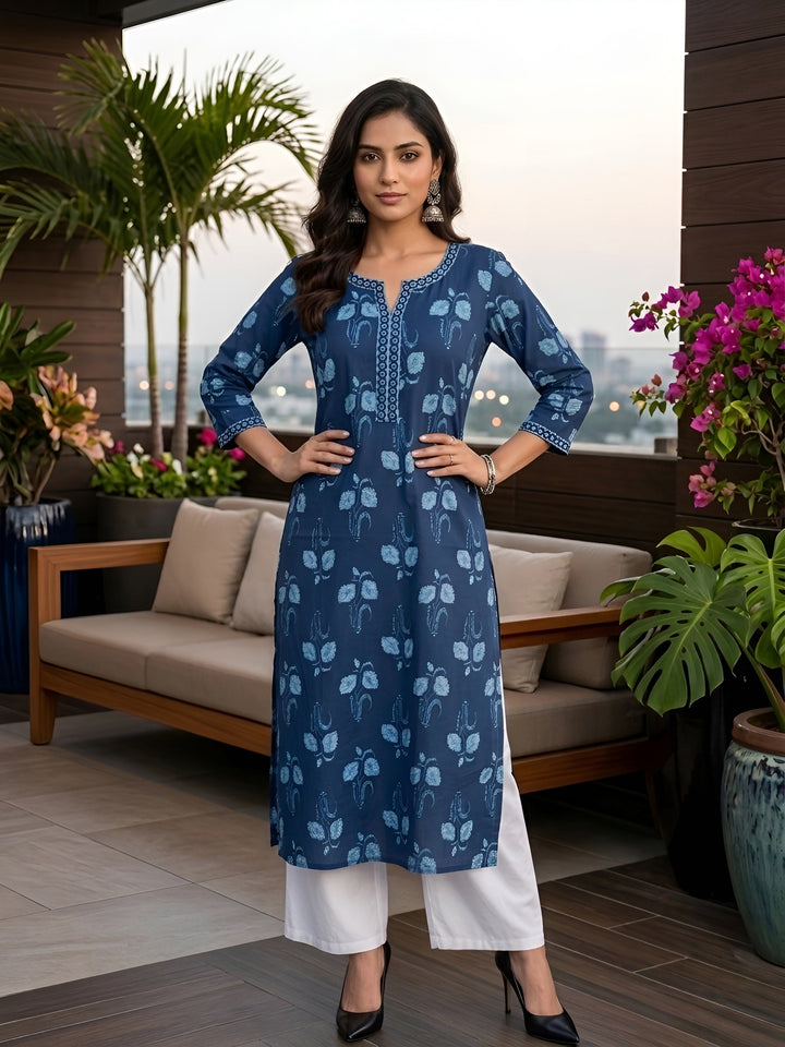 Printed Straight Kurta with Three Quarter Sleeves