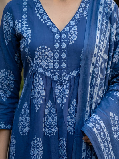 Printed Straight Kurta Set With Dupatta