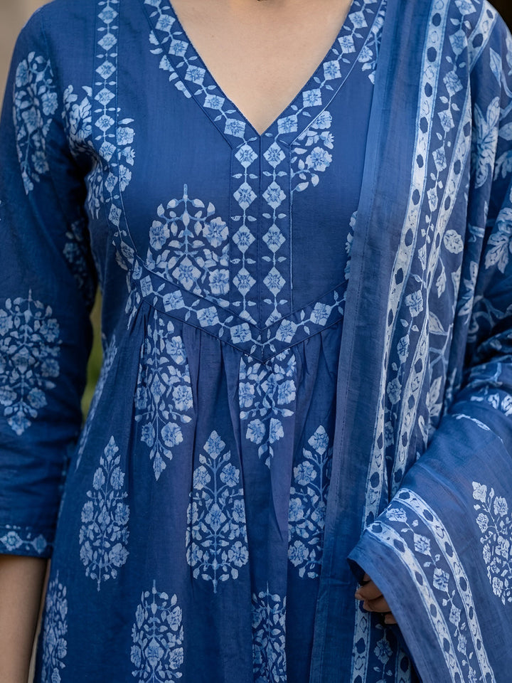 Printed Straight Kurta Set With Dupatta
