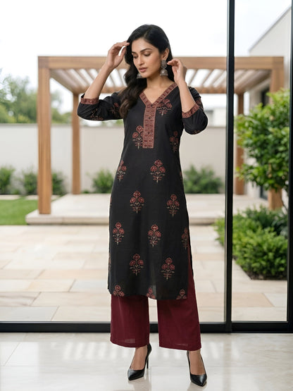 Printed Straight Kurta with Three Quarter Sleeves